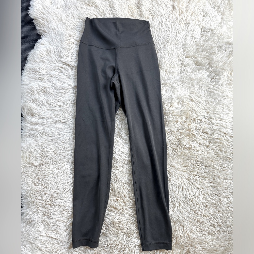 Quince yoga ultra soft leggings olive size small